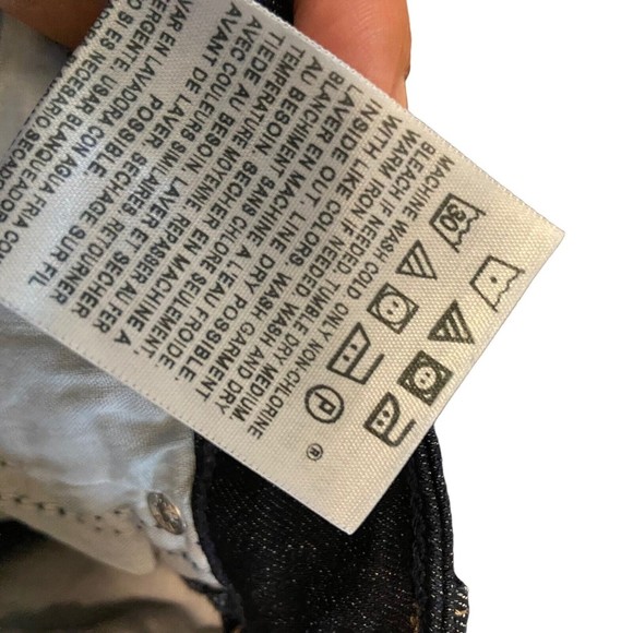 Signature Levi Stauss Jeans Dark Wash Modern Bootcut  4M Cotton Blend EUC 28x31 - Picture 10 of 10